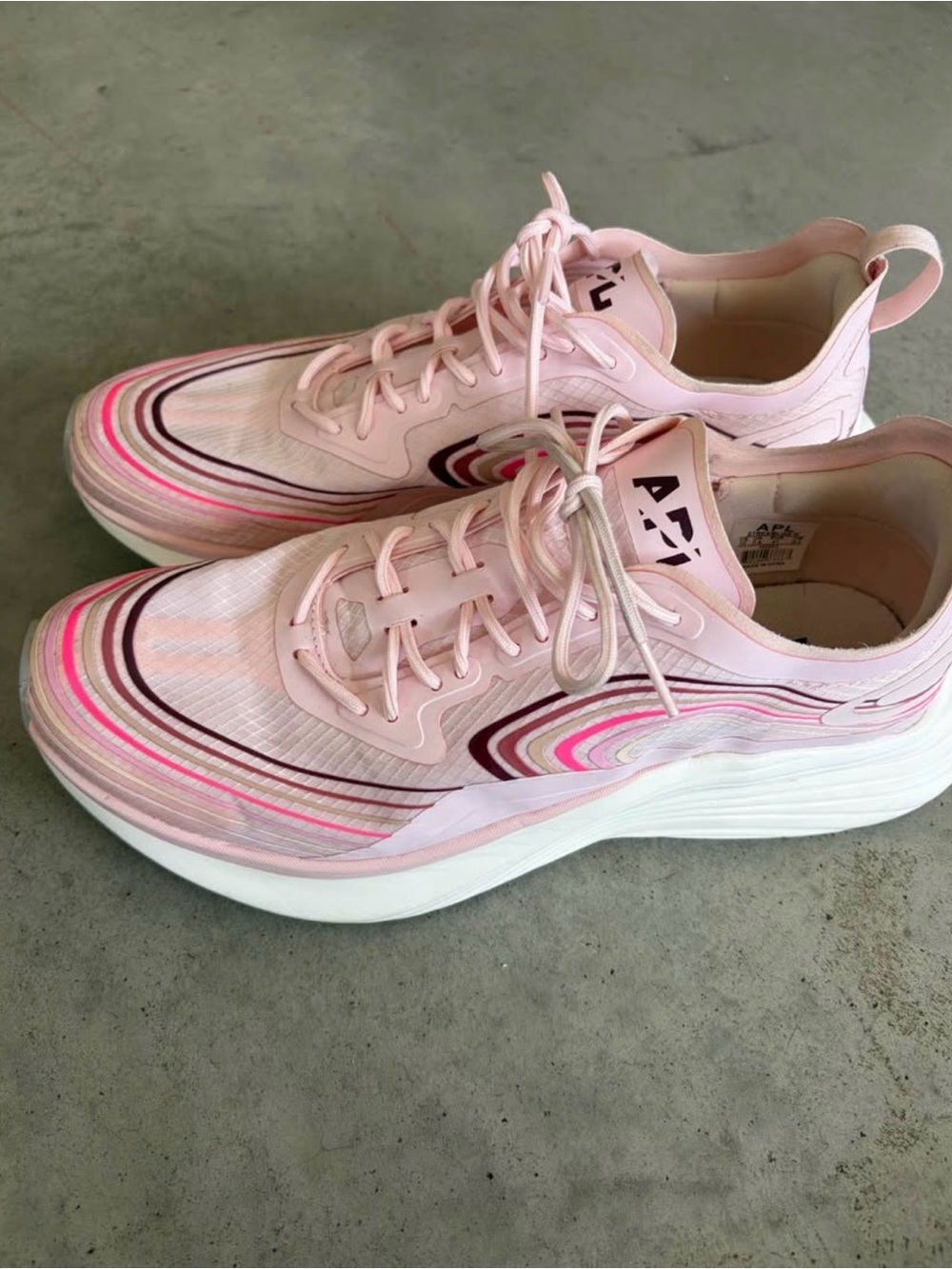 APL Women's Pink Layered-Stripe Lightweight Sneakers